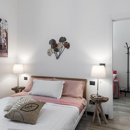 Acquario 5' Free Wifi & Netflix "Prione" By Tilo Apartment'S Genoa Exterior photo