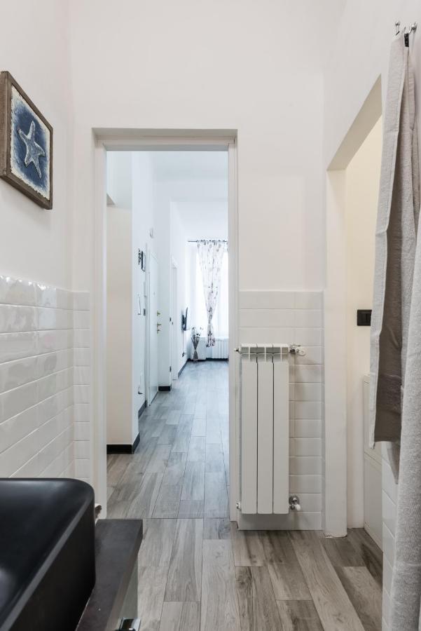 Acquario 5' Free Wifi & Netflix "Prione" By Tilo Apartment'S Genoa Exterior photo