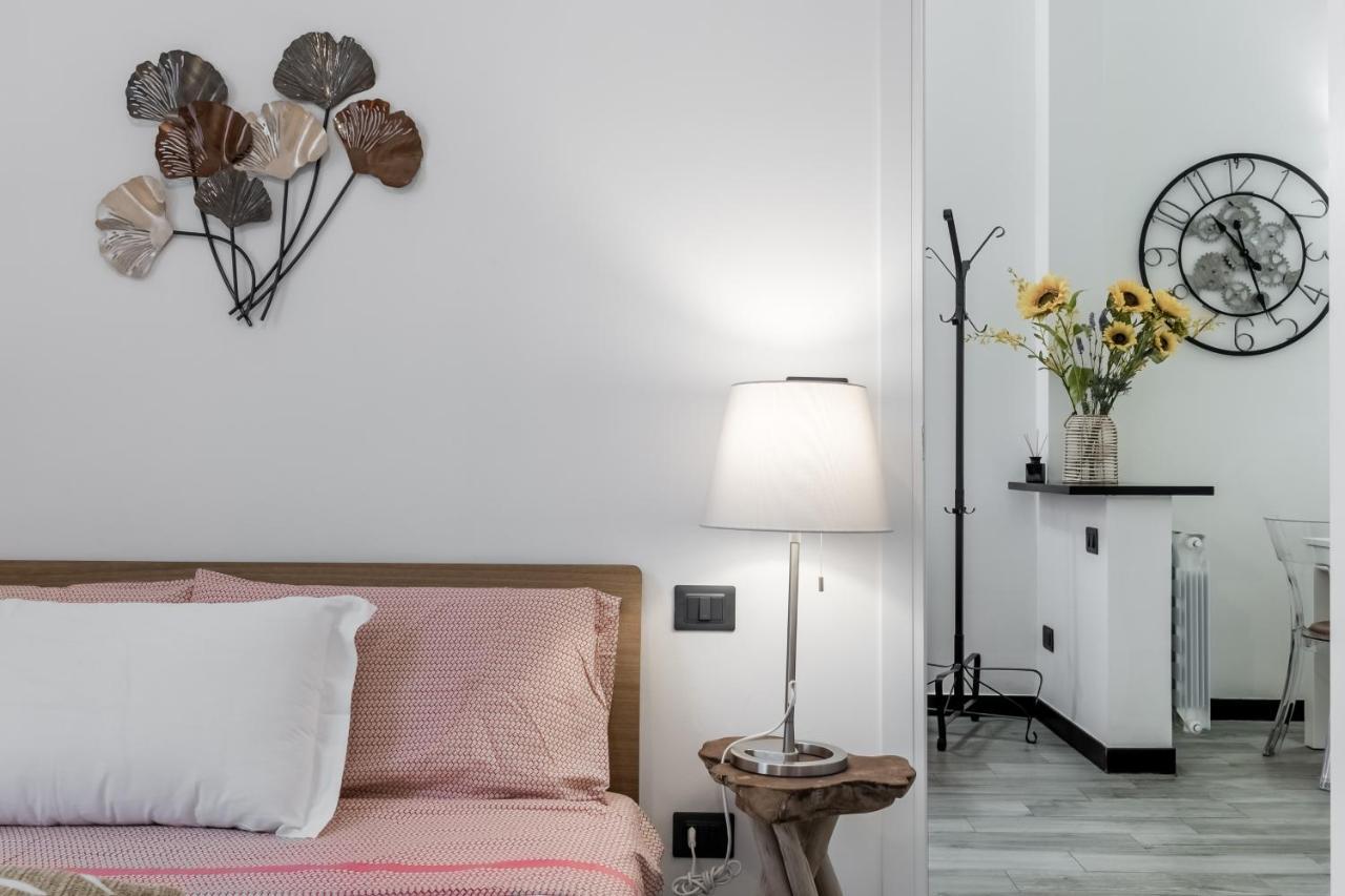 Acquario 5' Free Wifi & Netflix "Prione" By Tilo Apartment'S Genoa Exterior photo